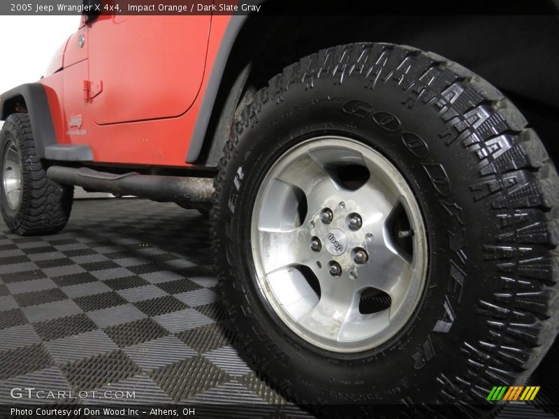 Impact Orange / Dark Slate Gray 2005 Jeep Wrangler X 4x4