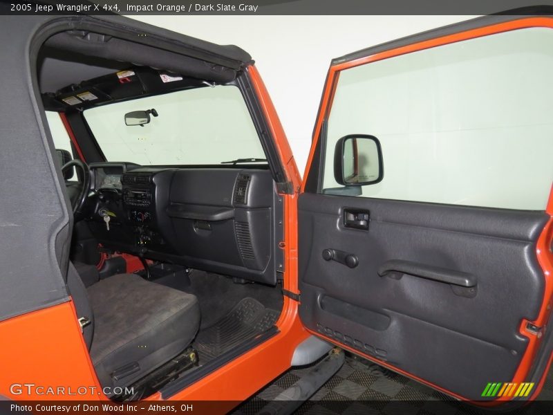 Impact Orange / Dark Slate Gray 2005 Jeep Wrangler X 4x4