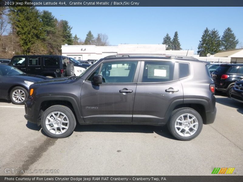 Granite Crystal Metallic / Black/Ski Grey 2019 Jeep Renegade Latitude 4x4