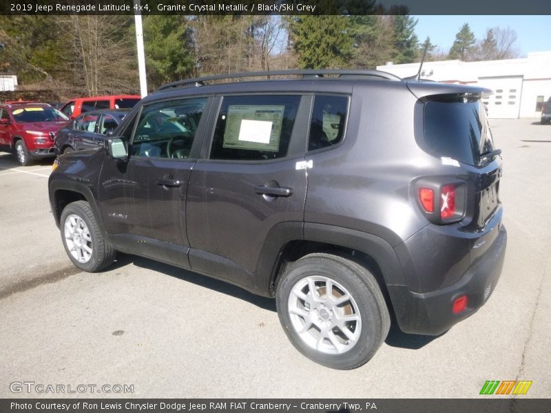 Granite Crystal Metallic / Black/Ski Grey 2019 Jeep Renegade Latitude 4x4