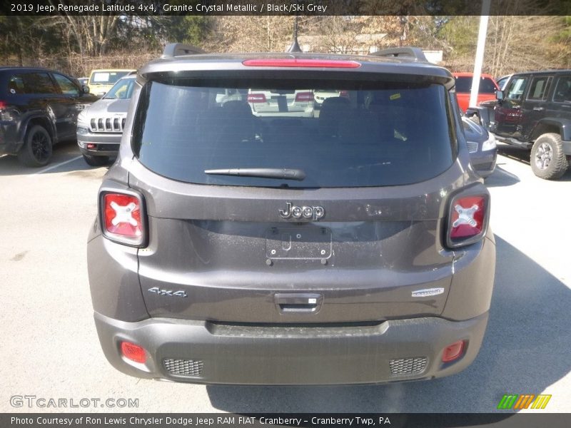 Granite Crystal Metallic / Black/Ski Grey 2019 Jeep Renegade Latitude 4x4