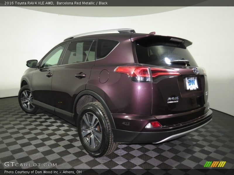 Barcelona Red Metallic / Black 2016 Toyota RAV4 XLE AWD