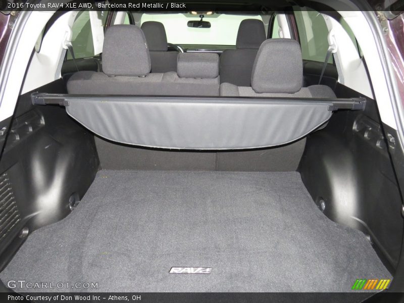 Barcelona Red Metallic / Black 2016 Toyota RAV4 XLE AWD