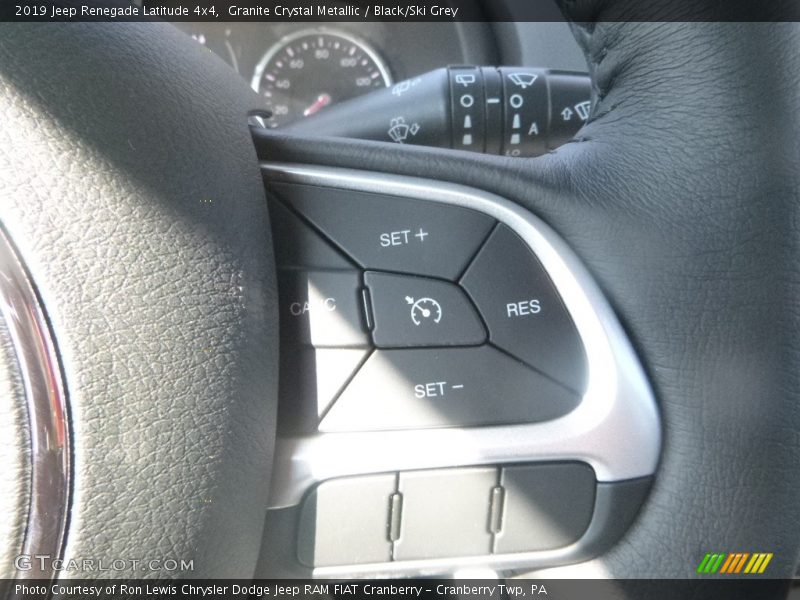 Granite Crystal Metallic / Black/Ski Grey 2019 Jeep Renegade Latitude 4x4