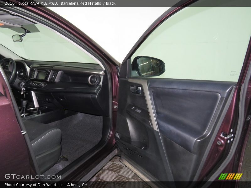 Barcelona Red Metallic / Black 2016 Toyota RAV4 XLE AWD