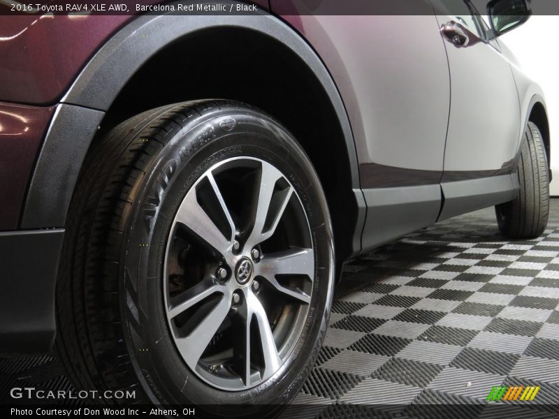 Barcelona Red Metallic / Black 2016 Toyota RAV4 XLE AWD