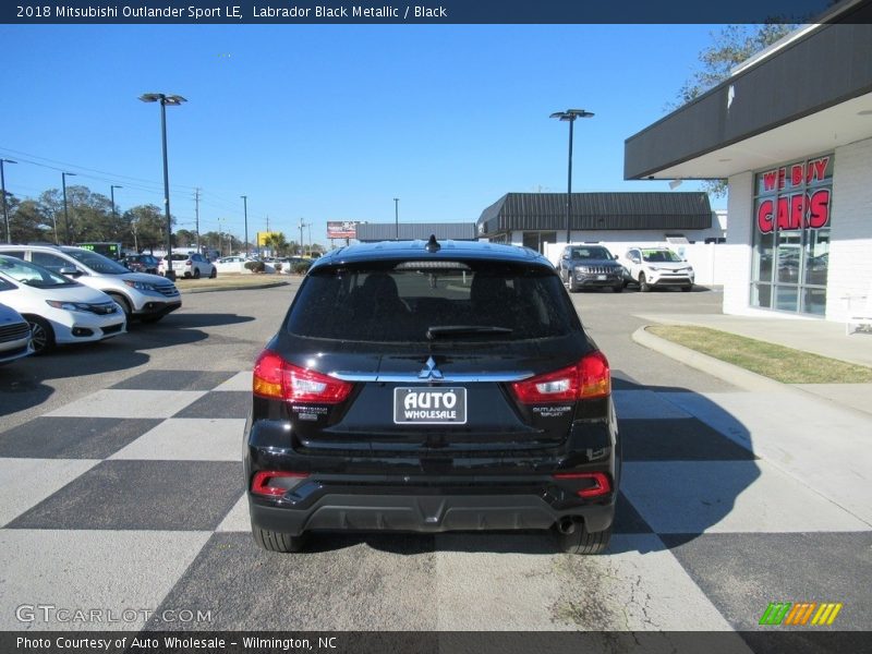 Labrador Black Metallic / Black 2018 Mitsubishi Outlander Sport LE