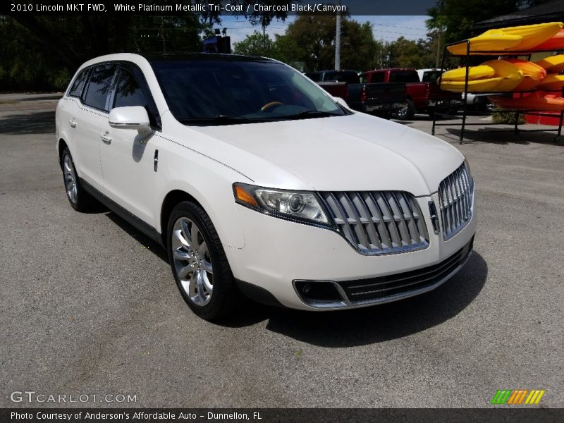 White Platinum Metallic Tri-Coat / Charcoal Black/Canyon 2010 Lincoln MKT FWD