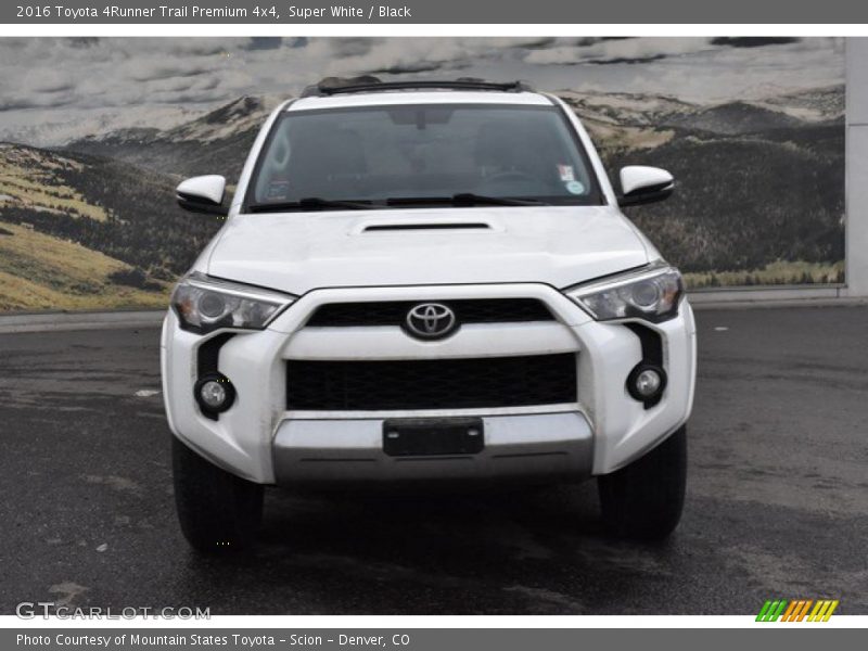 Super White / Black 2016 Toyota 4Runner Trail Premium 4x4