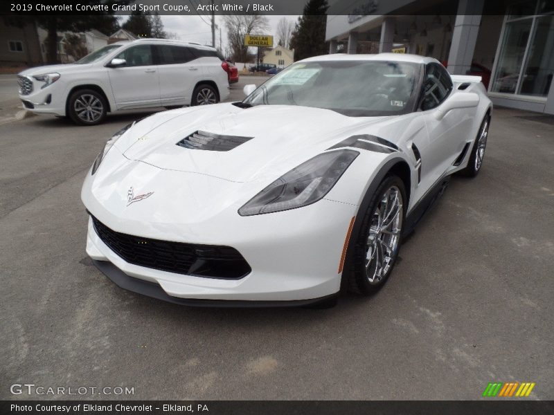 Arctic White / Black 2019 Chevrolet Corvette Grand Sport Coupe