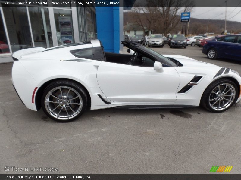 Arctic White / Black 2019 Chevrolet Corvette Grand Sport Coupe