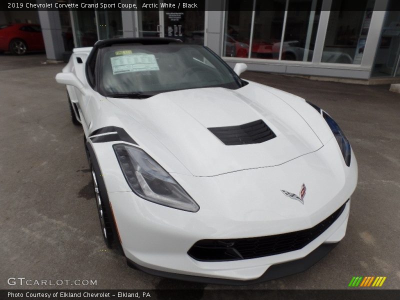 Arctic White / Black 2019 Chevrolet Corvette Grand Sport Coupe