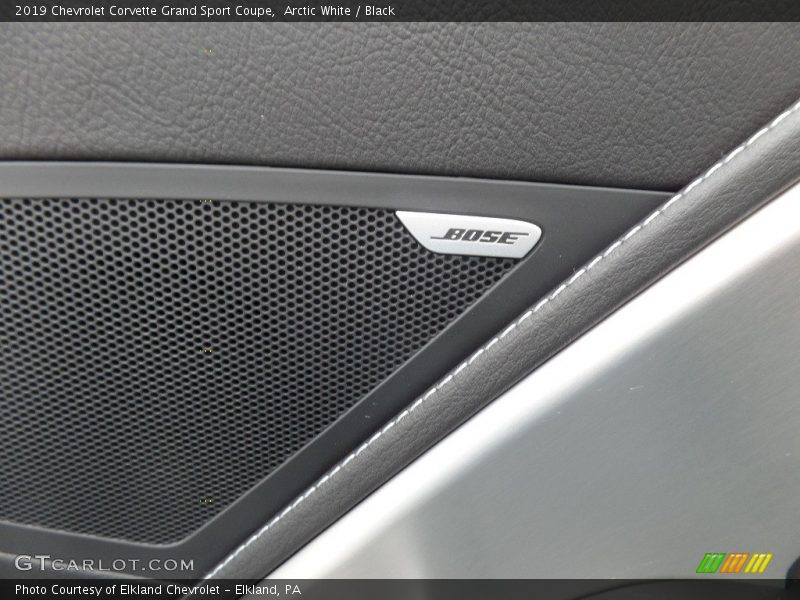Arctic White / Black 2019 Chevrolet Corvette Grand Sport Coupe