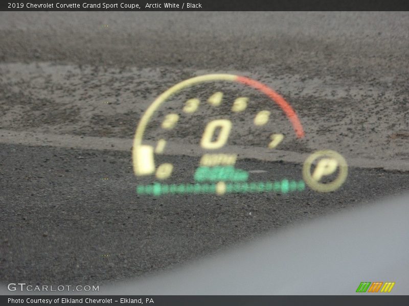 Arctic White / Black 2019 Chevrolet Corvette Grand Sport Coupe