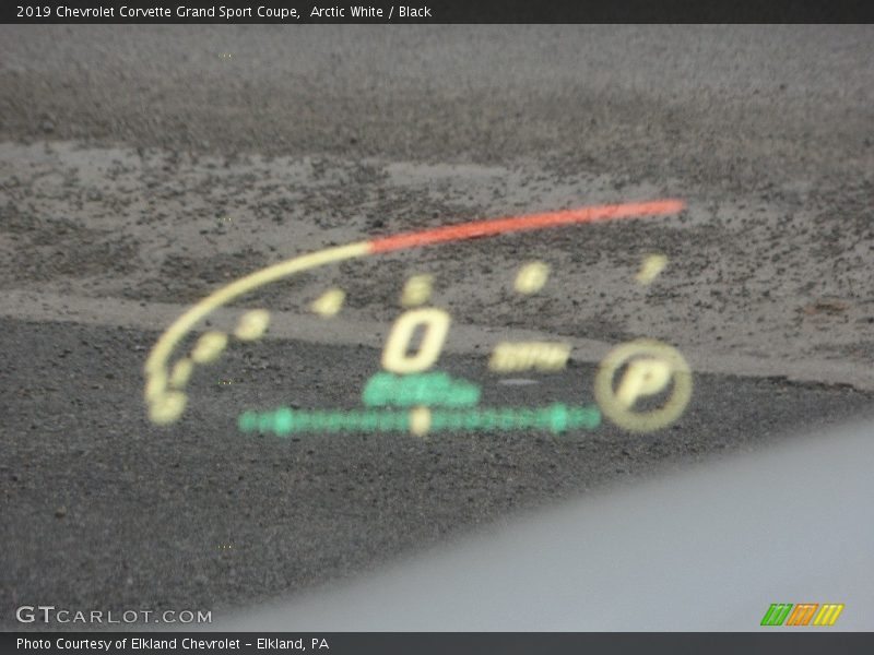 Arctic White / Black 2019 Chevrolet Corvette Grand Sport Coupe
