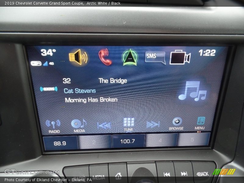 Arctic White / Black 2019 Chevrolet Corvette Grand Sport Coupe