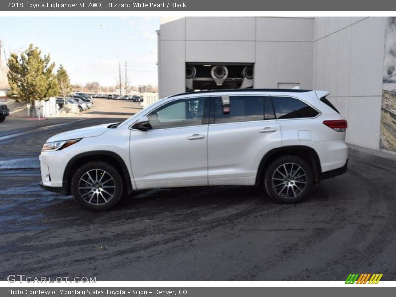 Blizzard White Pearl / Black 2018 Toyota Highlander SE AWD