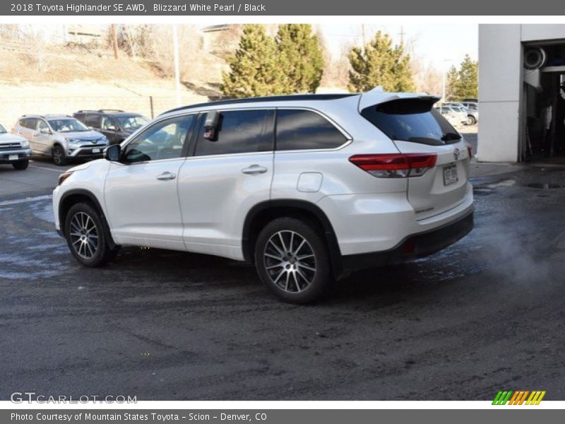Blizzard White Pearl / Black 2018 Toyota Highlander SE AWD
