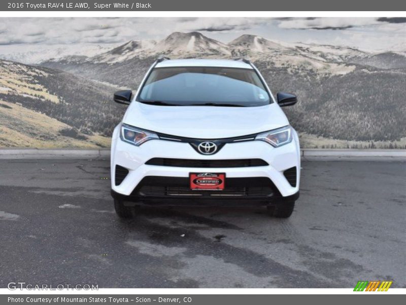 Super White / Black 2016 Toyota RAV4 LE AWD