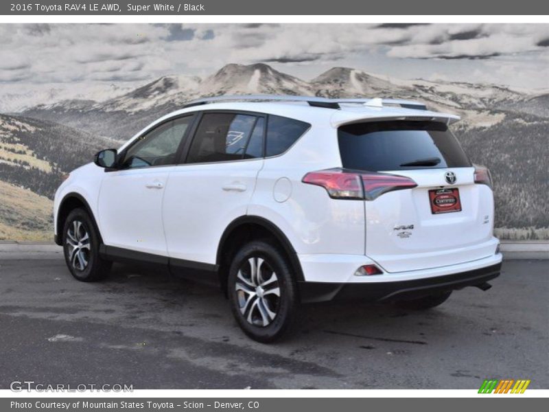 Super White / Black 2016 Toyota RAV4 LE AWD