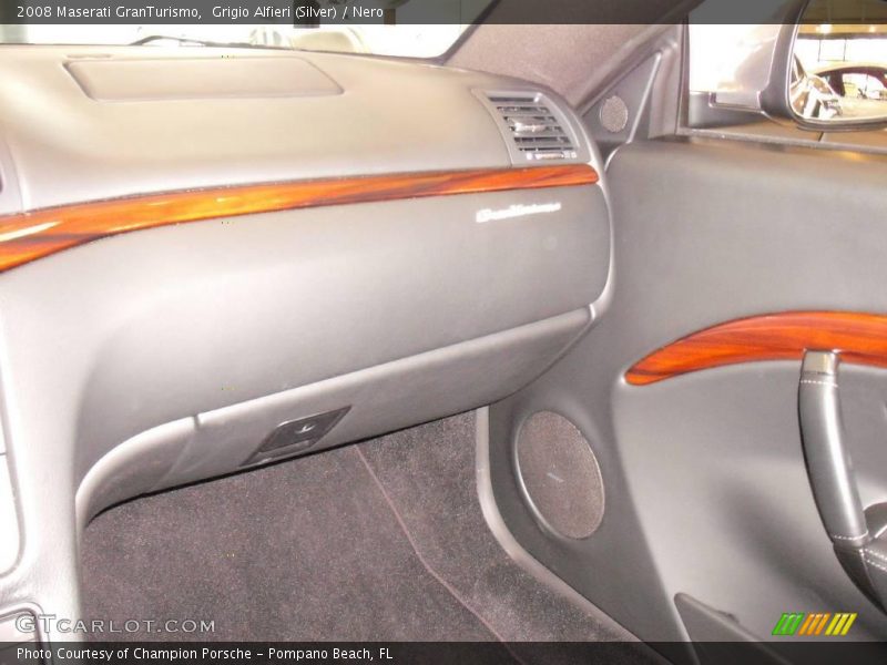 Grigio Alfieri (Silver) / Nero 2008 Maserati GranTurismo