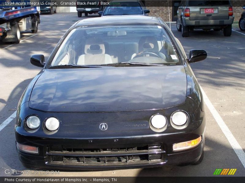 Granada Black Pearl / Black 1994 Acura Integra LS Coupe