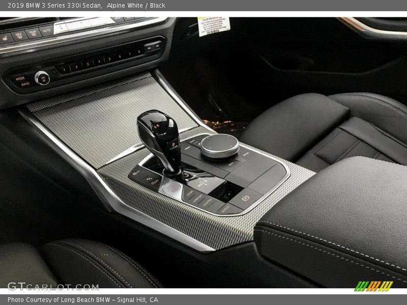Alpine White / Black 2019 BMW 3 Series 330i Sedan
