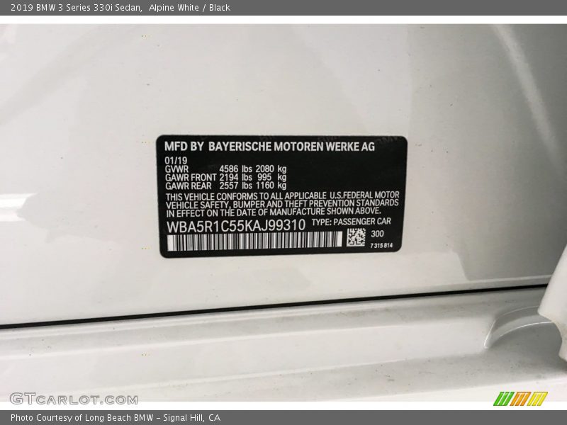 Alpine White / Black 2019 BMW 3 Series 330i Sedan