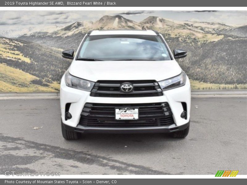 Blizzard Pearl White / Black 2019 Toyota Highlander SE AWD