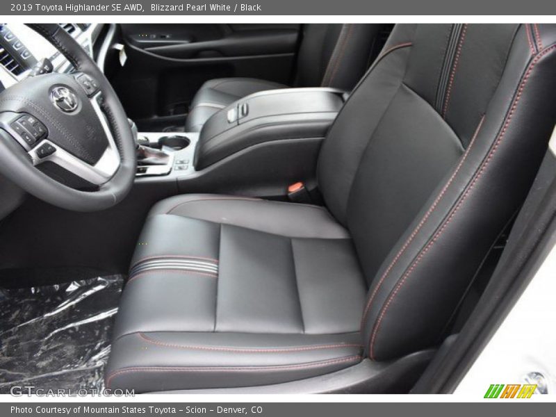 Blizzard Pearl White / Black 2019 Toyota Highlander SE AWD