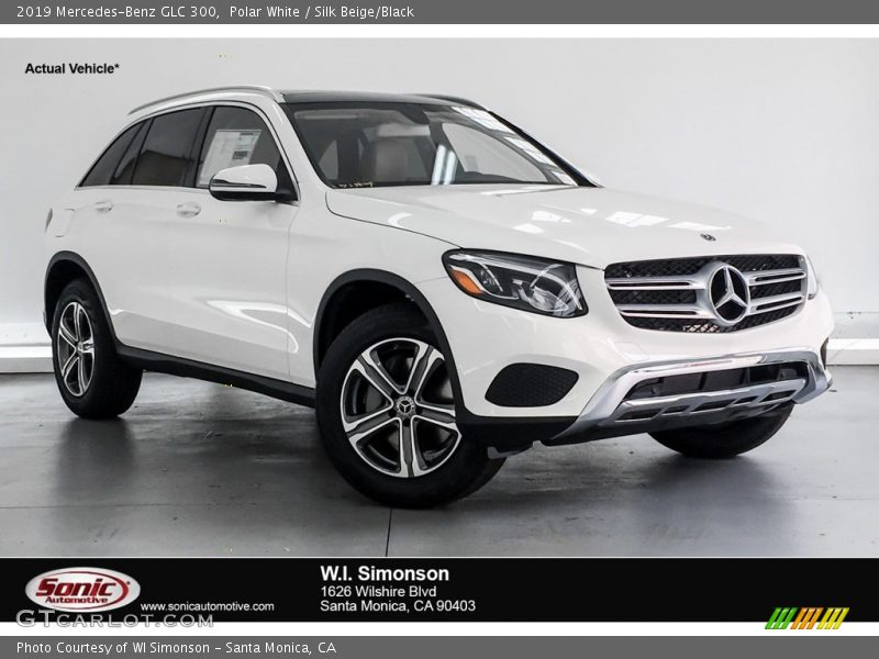 Polar White / Silk Beige/Black 2019 Mercedes-Benz GLC 300