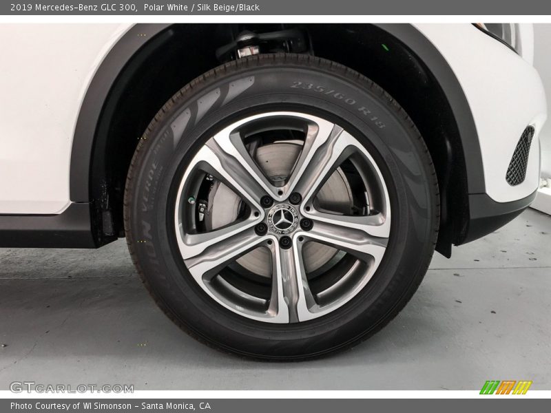 Polar White / Silk Beige/Black 2019 Mercedes-Benz GLC 300
