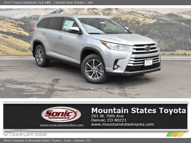 Celestial Silver Metallic / Ash 2019 Toyota Highlander XLE AWD