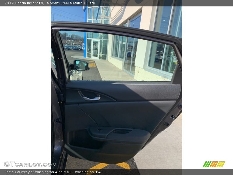 Modern Steel Metallic / Black 2019 Honda Insight EX