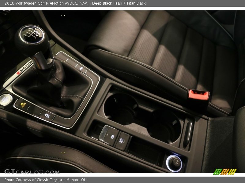 Deep Black Pearl / Titan Black 2018 Volkswagen Golf R 4Motion w/DCC. NAV.