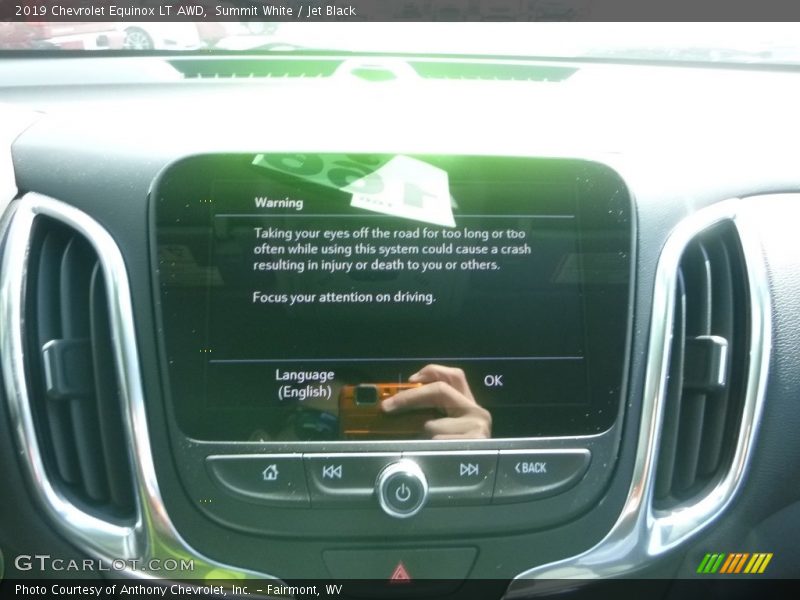 Summit White / Jet Black 2019 Chevrolet Equinox LT AWD