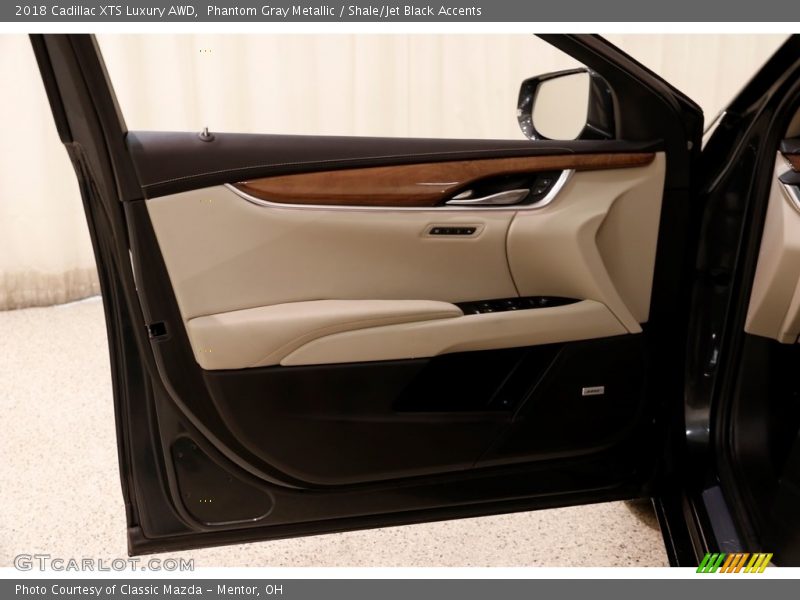 Phantom Gray Metallic / Shale/Jet Black Accents 2018 Cadillac XTS Luxury AWD