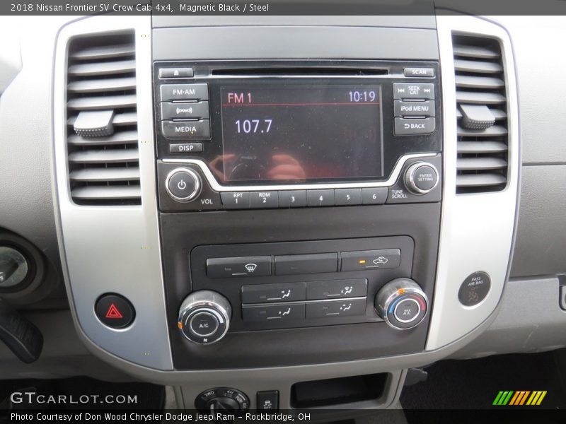 Magnetic Black / Steel 2018 Nissan Frontier SV Crew Cab 4x4