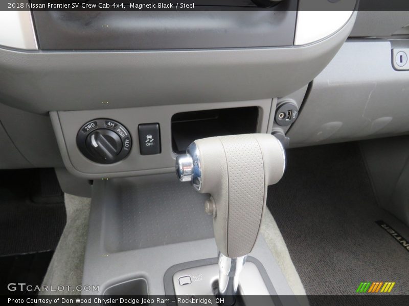 Magnetic Black / Steel 2018 Nissan Frontier SV Crew Cab 4x4