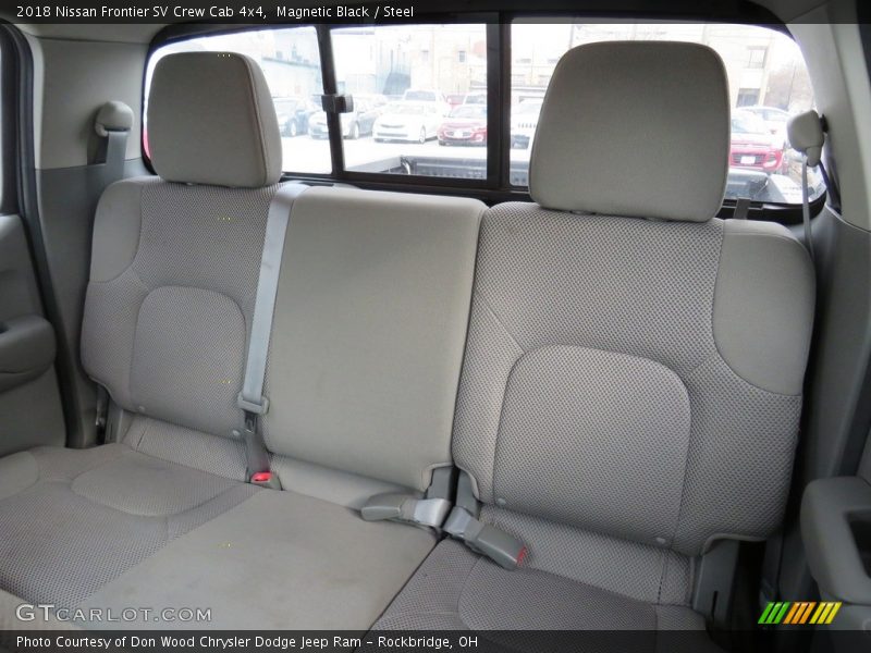 Magnetic Black / Steel 2018 Nissan Frontier SV Crew Cab 4x4