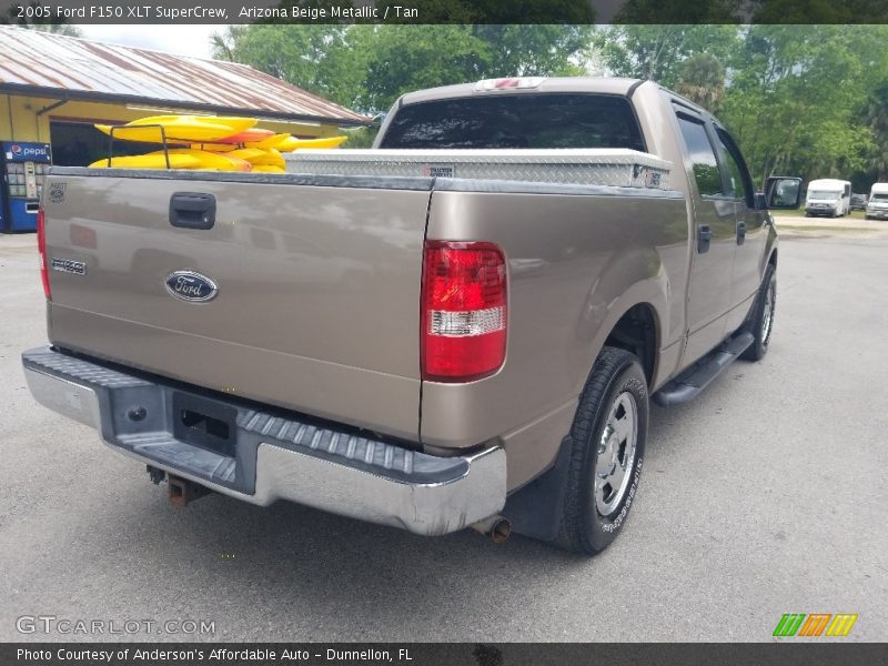 Arizona Beige Metallic / Tan 2005 Ford F150 XLT SuperCrew