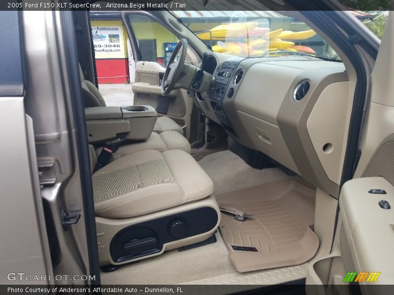Arizona Beige Metallic / Tan 2005 Ford F150 XLT SuperCrew