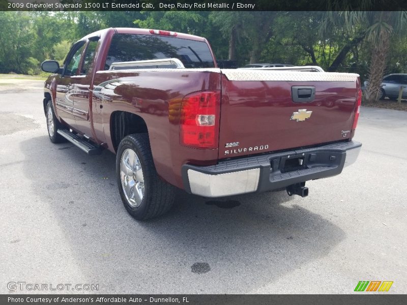 Deep Ruby Red Metallic / Ebony 2009 Chevrolet Silverado 1500 LT Extended Cab