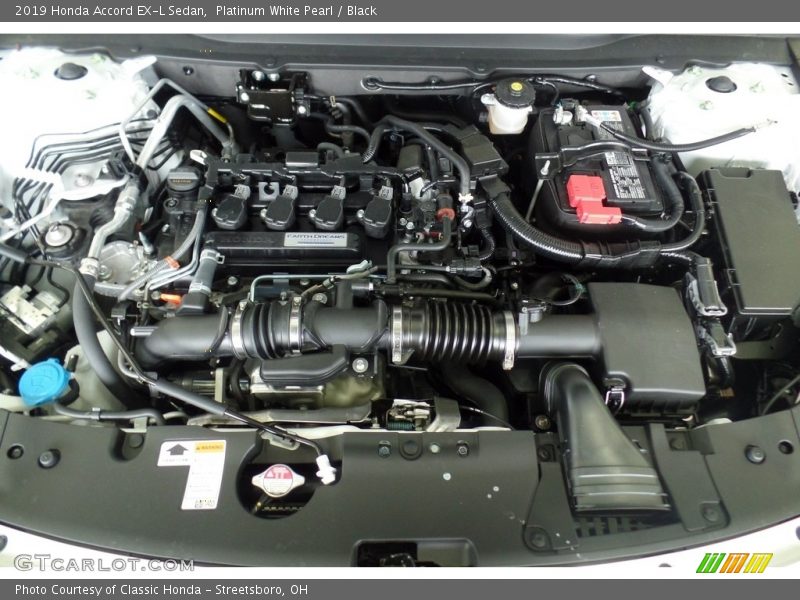  2019 Accord EX-L Sedan Engine - 1.5 Liter Turbocharged DOHC 16-Valve VTEC 4 Cylinder
