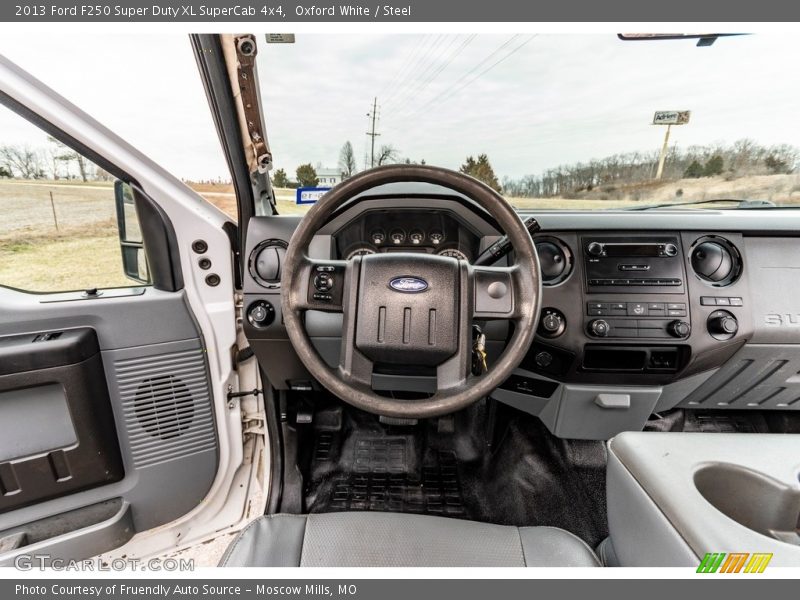 Oxford White / Steel 2013 Ford F250 Super Duty XL SuperCab 4x4