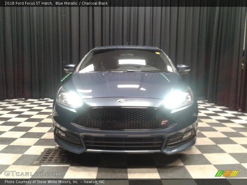 Blue Metallic / Charcoal Black 2018 Ford Focus ST Hatch