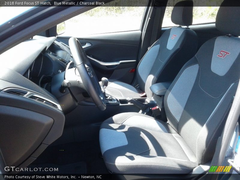 Blue Metallic / Charcoal Black 2018 Ford Focus ST Hatch