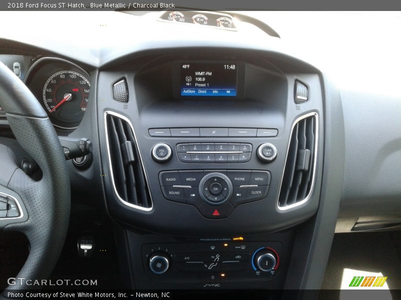 Blue Metallic / Charcoal Black 2018 Ford Focus ST Hatch