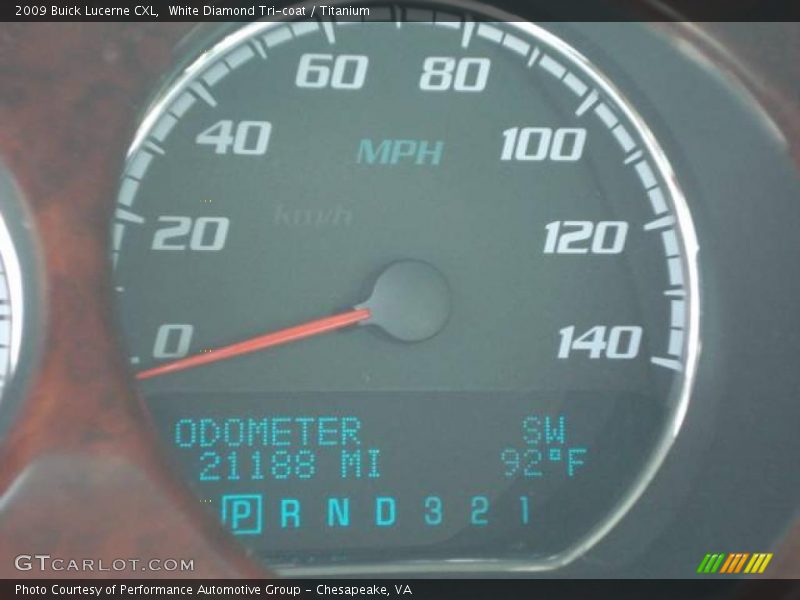 White Diamond Tri-coat / Titanium 2009 Buick Lucerne CXL