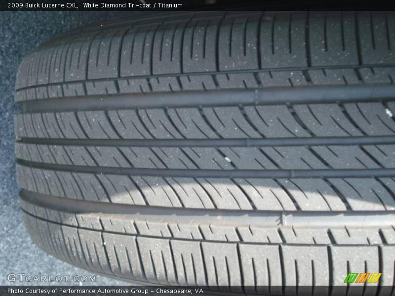 White Diamond Tri-coat / Titanium 2009 Buick Lucerne CXL
